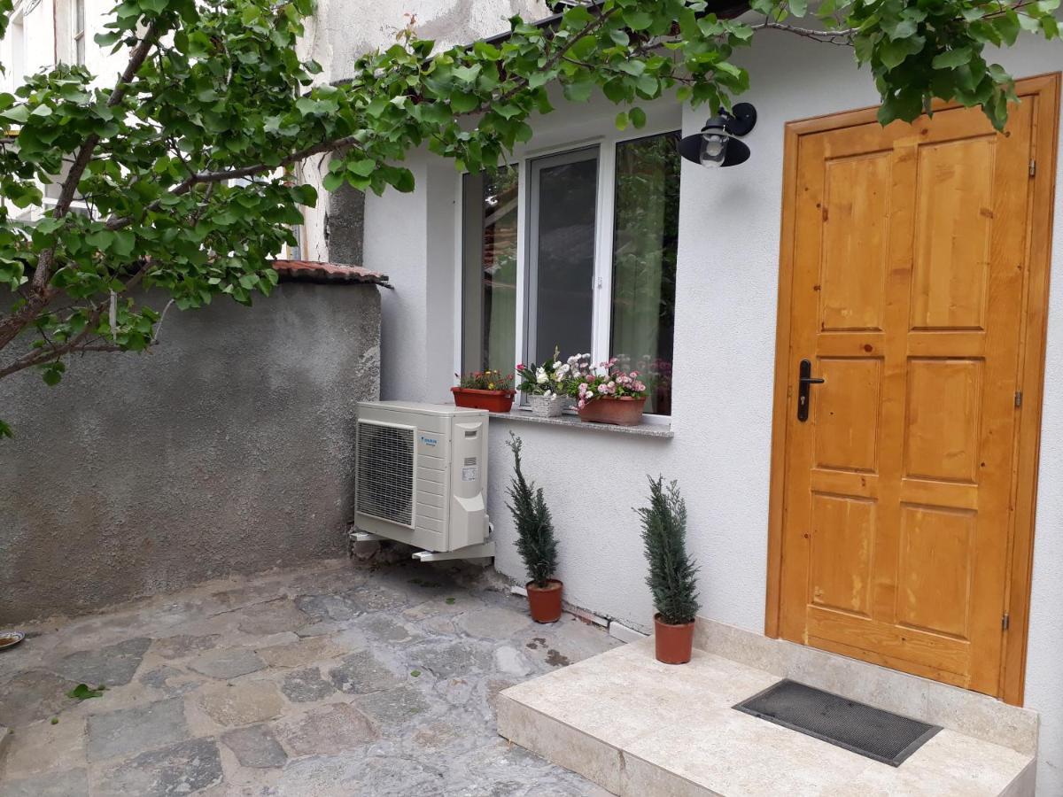 Guest House Sahat Hill Plovdiv Exterior foto